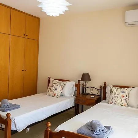 Penthouse Sleeps 4 - Sea Views Pool Διαμέρισμα *