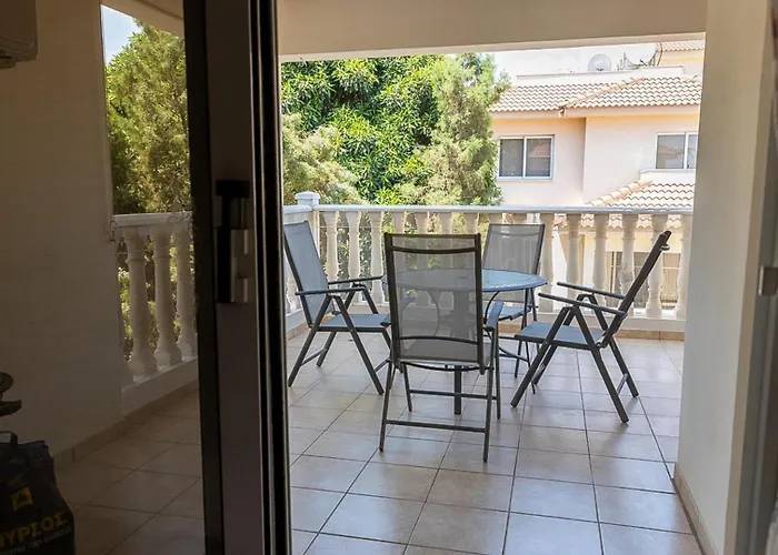 Penthouse - Sleeps 4 - Sea Views