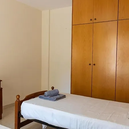 Penthouse Sleeps 4 - Sea Views Pool Апартаменты