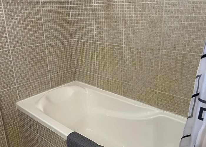 Penthouse - Sleeps 4 - Sea Views Apartament