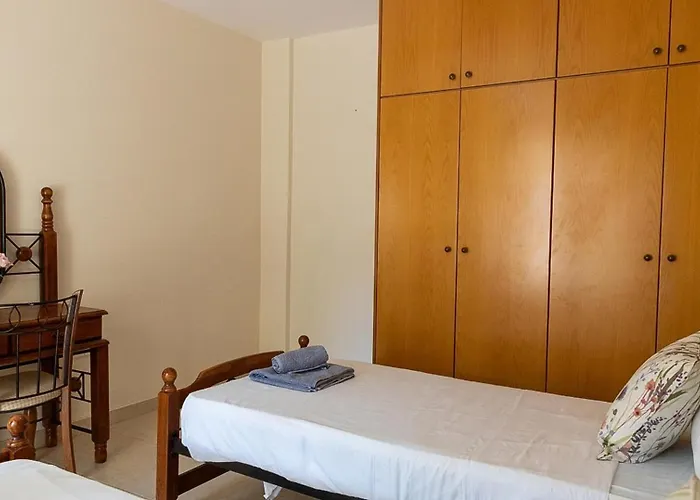 Penthouse - Sleeps 4 - Sea Views Apartament