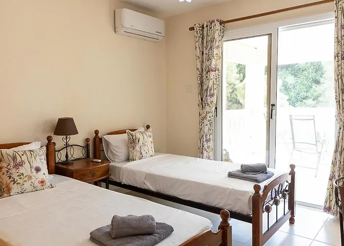 Penthouse - Sleeps 4 - Sea Views Apartament *